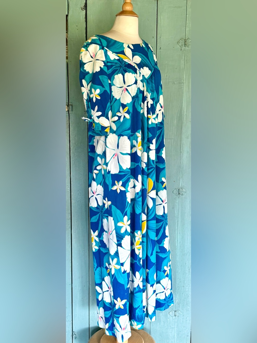 VTG 60's Reef Hawaii Cotton Barkcloth Muumuu Dress V-Yoke Bow Slv Luau Tiki S/M